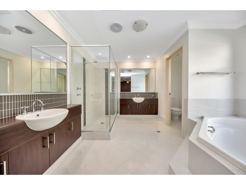 9 Jolly Rambler Boulevard, Ravenswood WA 6208