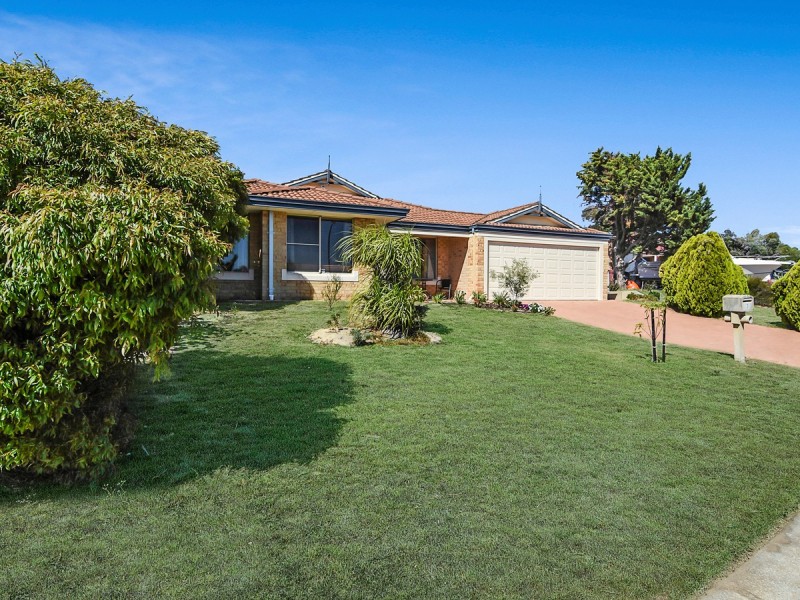 3 Carwoola Circle, Carramar WA 6031