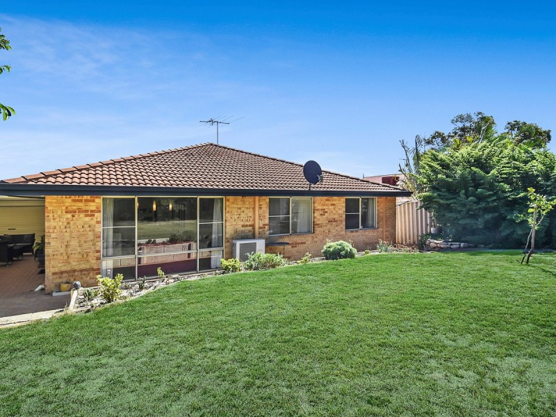 3 Carwoola Circle, Carramar WA 6031