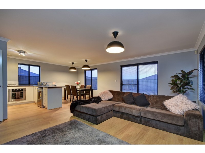 48 Wallum Road, Banksia Grove WA 6031