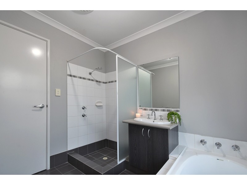 48 Wallum Road, Banksia Grove WA 6031