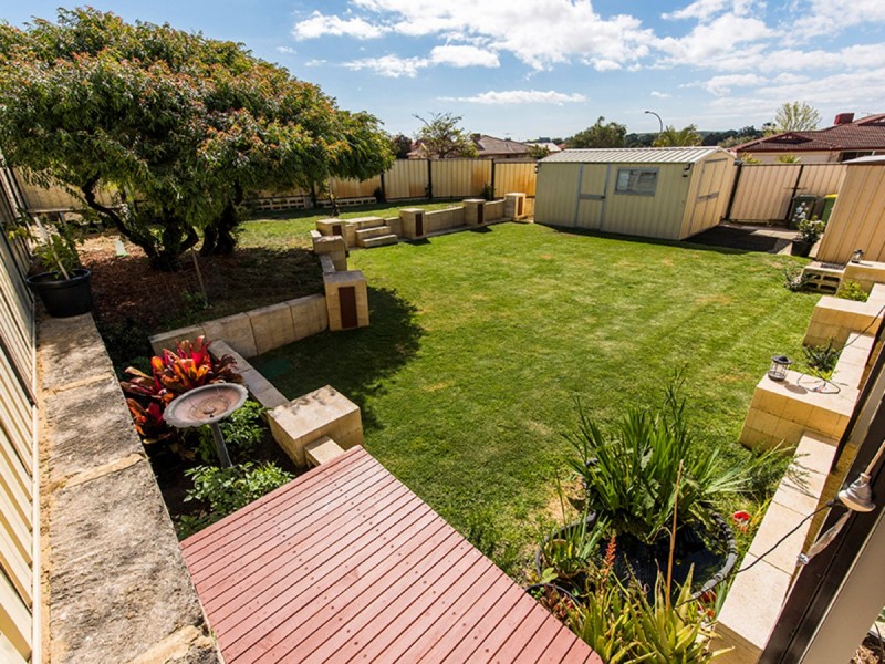 41 Roscommon Crescent, Orelia WA 6167