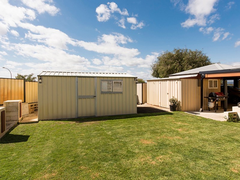 41 Roscommon Crescent, Orelia WA 6167