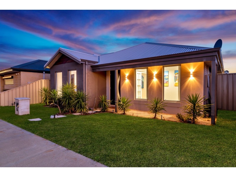 16 Baroness Road, Baldivis WA 6171