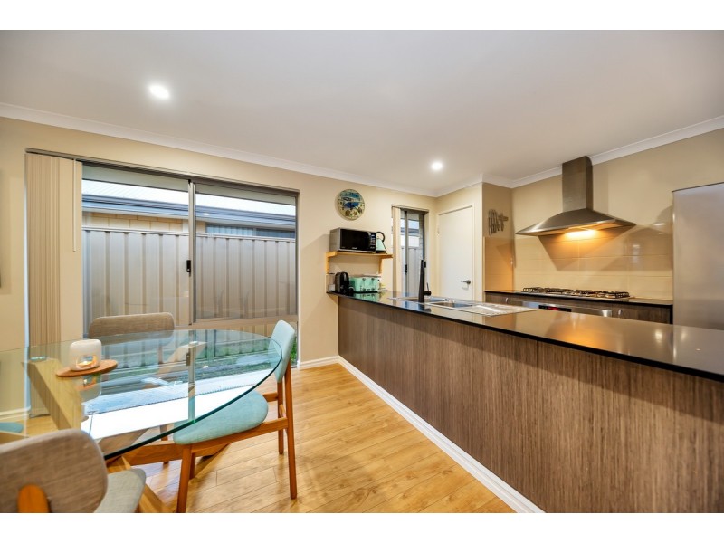 16 Baroness Road, Baldivis WA 6171