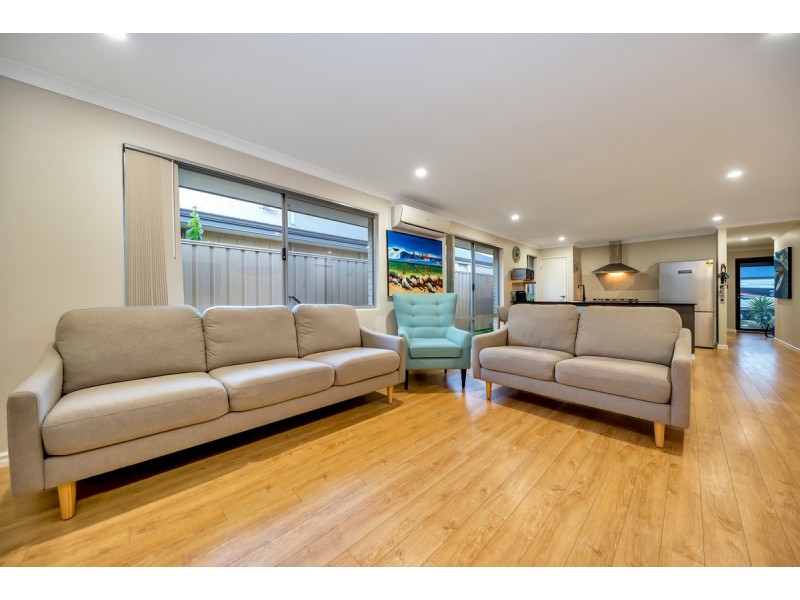 16 Baroness Road, Baldivis WA 6171