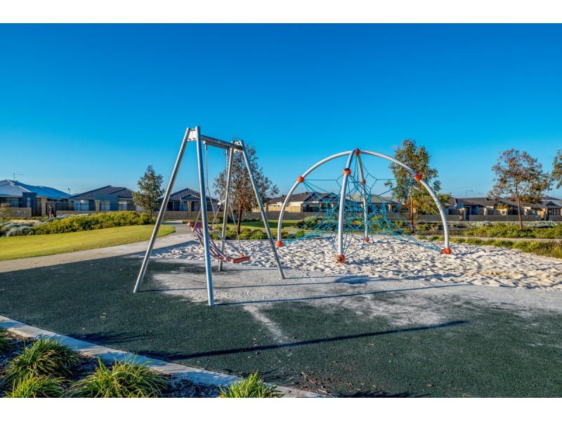 16 Baroness Road, Baldivis WA 6171