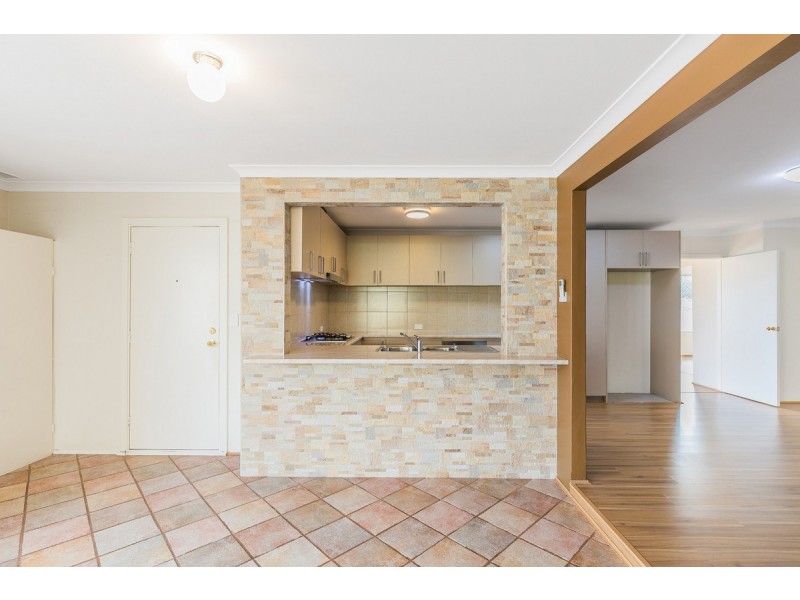 5 Burrows Place, Parmelia WA 6167