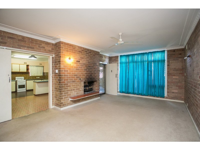 17 Ravenswood Drive, Nollamara WA 6061