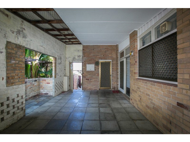 17 Ravenswood Drive, Nollamara WA 6061