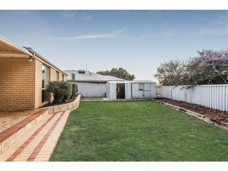 22 Brandon Mews, Parmelia WA 6167