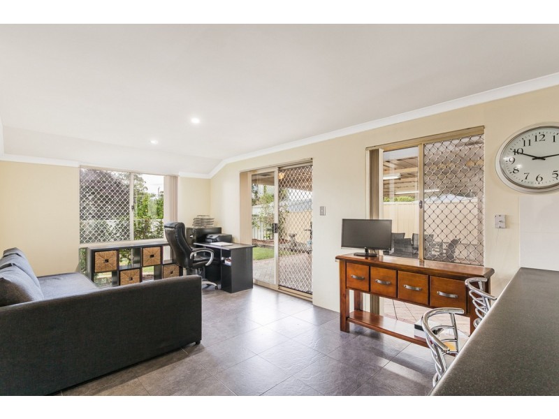 22 Brandon Mews, Parmelia WA 6167