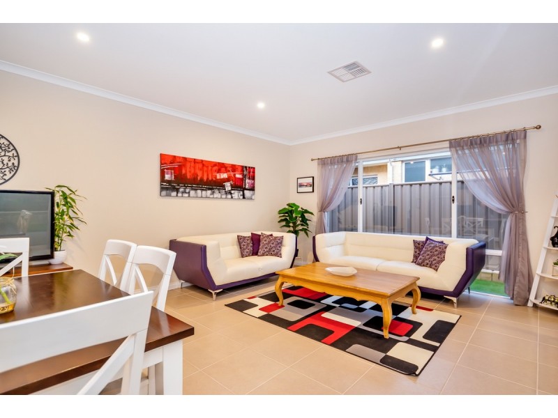 15 Headingley Link, Meadow Springs WA 6210