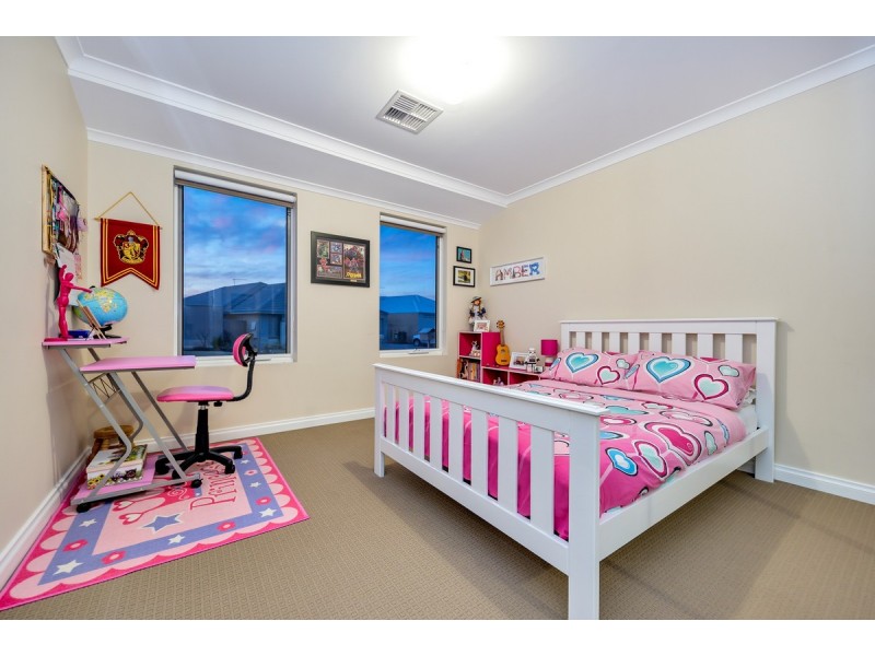 15 Headingley Link, Meadow Springs WA 6210