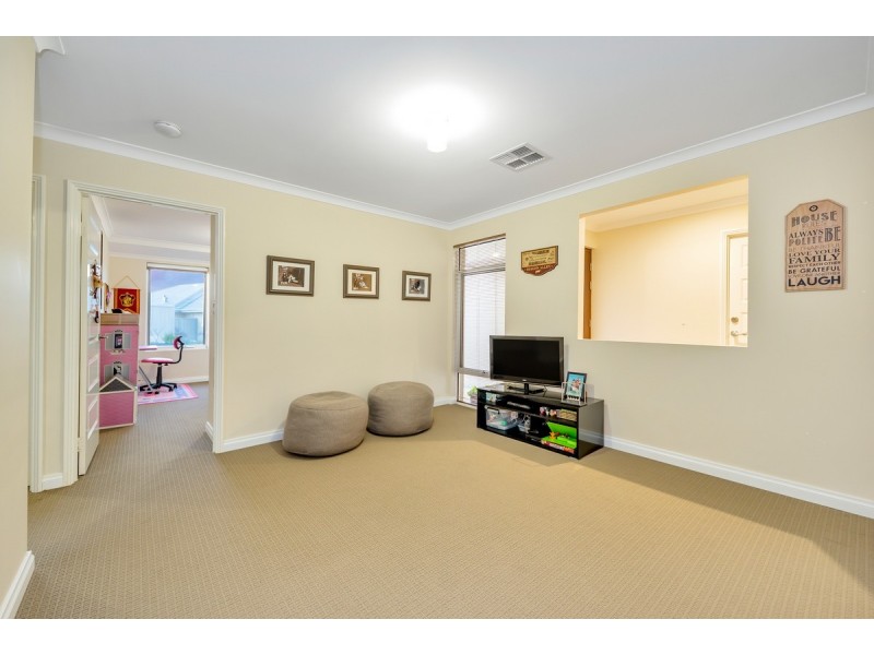 15 Headingley Link, Meadow Springs WA 6210