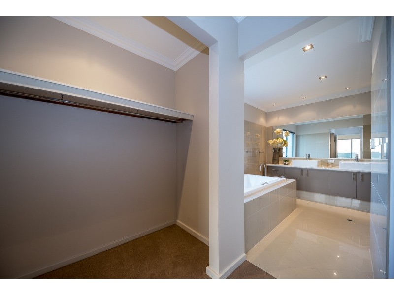 16 Southport Boulevard, Dawesville WA 6211