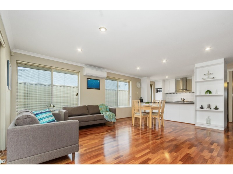 100 Bethwyn Circuit, Madeley WA 6065