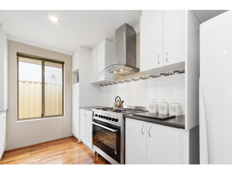 100 Bethwyn Circuit, Madeley WA 6065