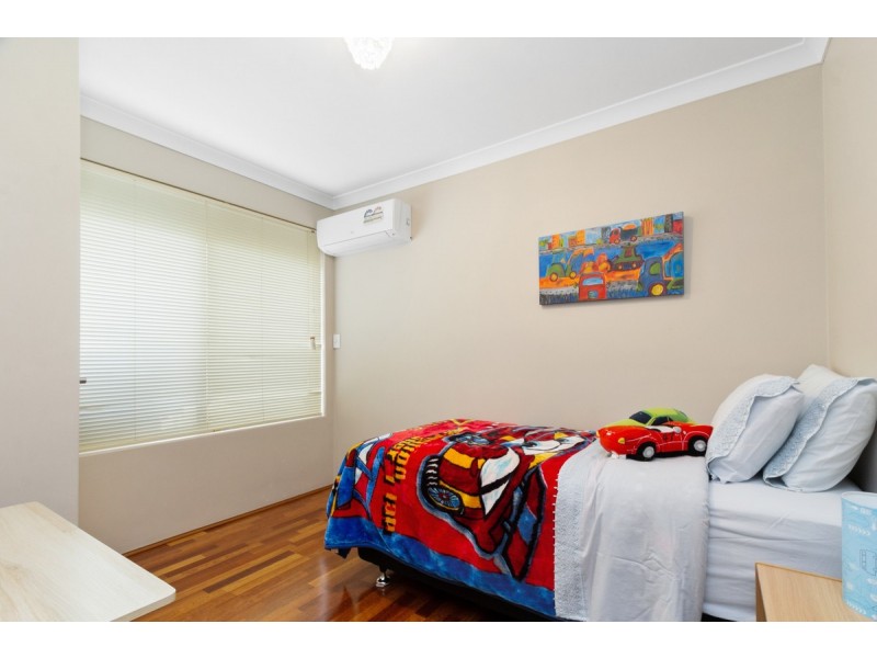 100 Bethwyn Circuit, Madeley WA 6065