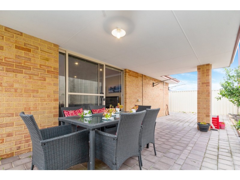 100 Bethwyn Circuit, Madeley WA 6065