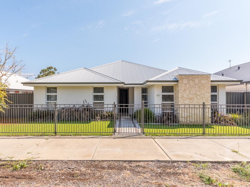 1363 Rowley Road, Hilbert WA 6112