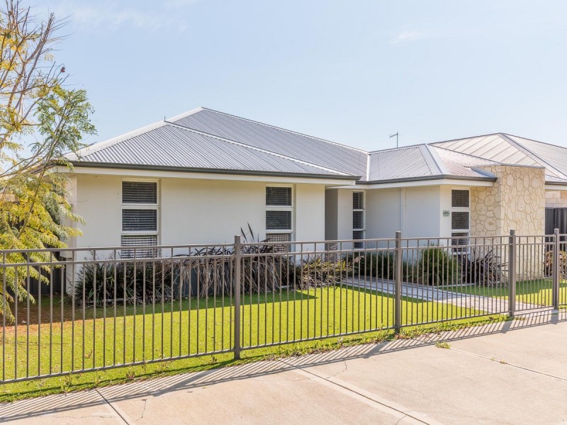 1363 Rowley Road, Hilbert WA 6112