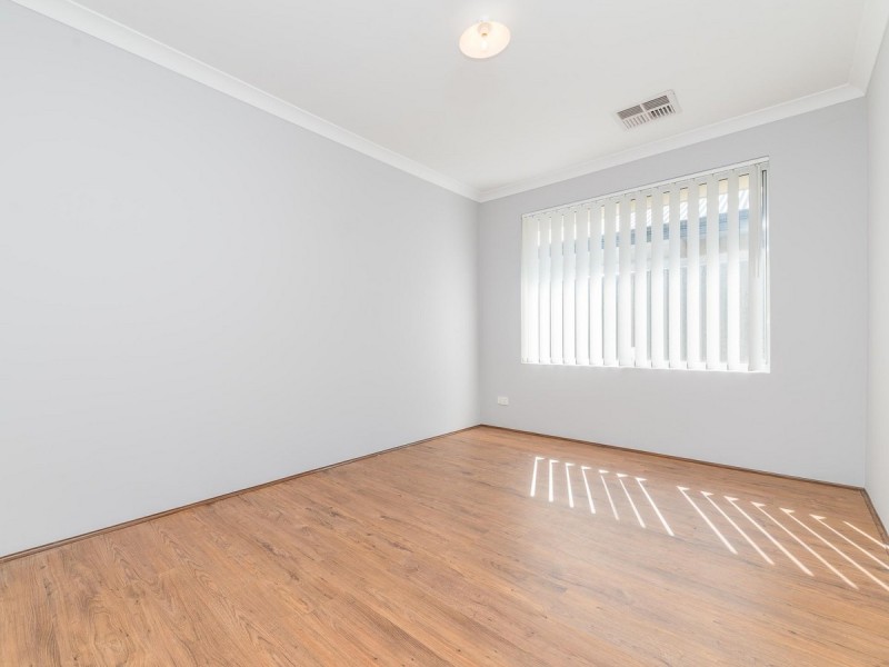 1363 Rowley Road, Hilbert WA 6112