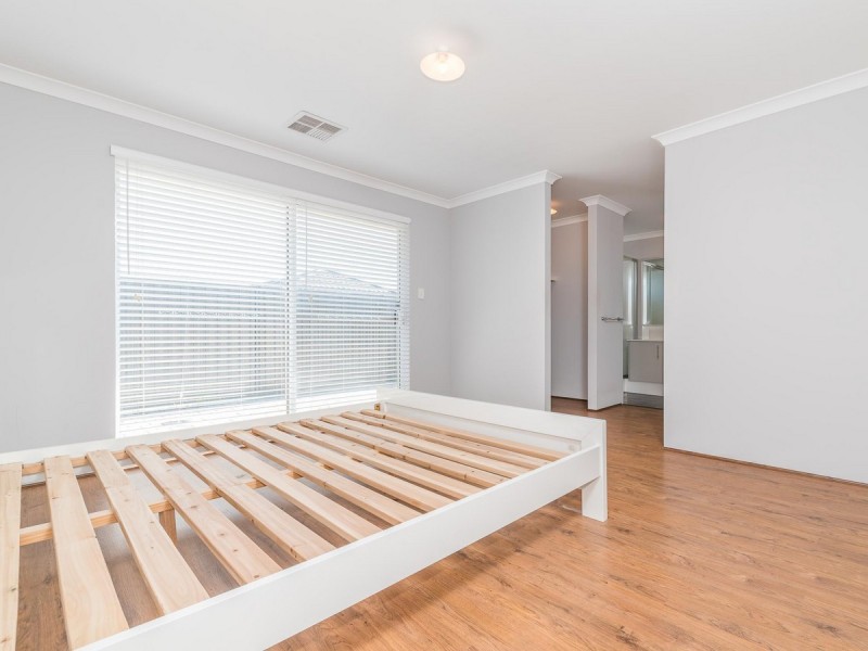 1363 Rowley Road, Hilbert WA 6112