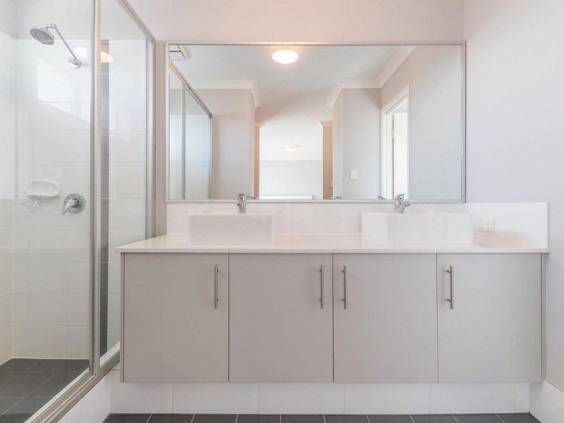 1363 Rowley Road, Hilbert WA 6112