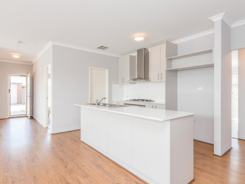 1363 Rowley Road, Hilbert WA 6112