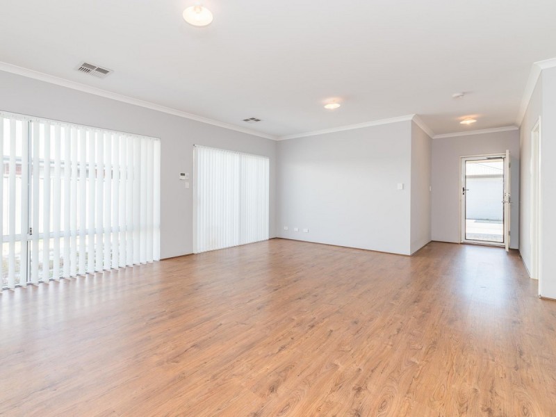 1363 Rowley Road, Hilbert WA 6112