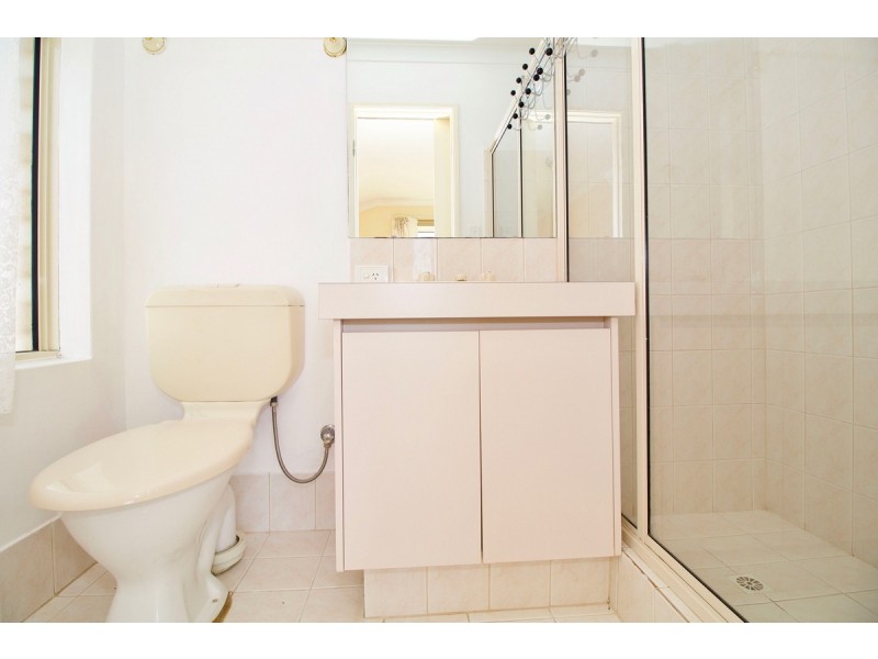 9 Yanrey Street, Golden Bay WA 6174