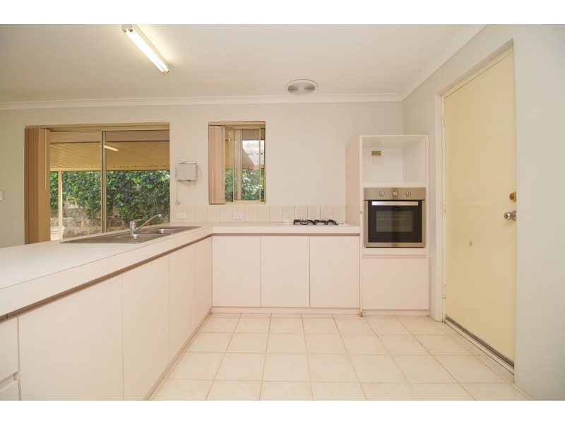 9 Yanrey Street, Golden Bay WA 6174