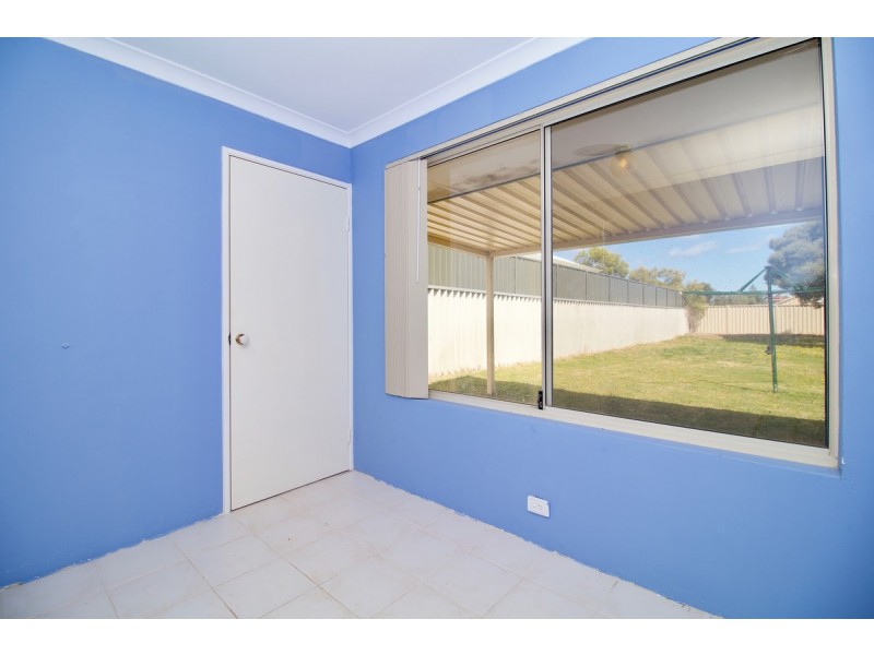 9 Yanrey Street, Golden Bay WA 6174