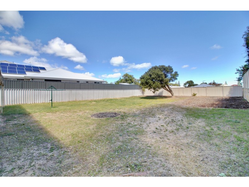 9 Yanrey Street, Golden Bay WA 6174