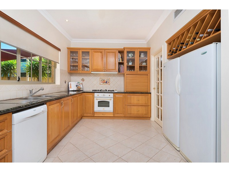 3 Bennett Drive, Canning Vale WA 6155