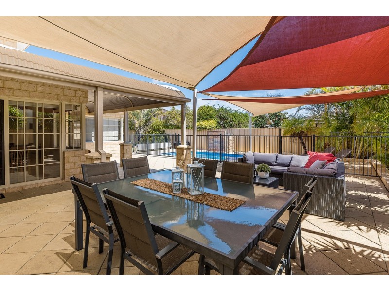 3 Bennett Drive, Canning Vale WA 6155