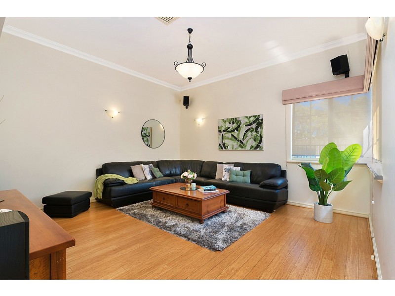 3 Bennett Drive, Canning Vale WA 6155