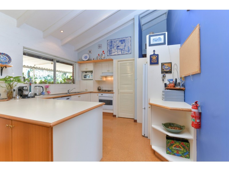 2A Northmoor Road, Eden Hill WA 6054