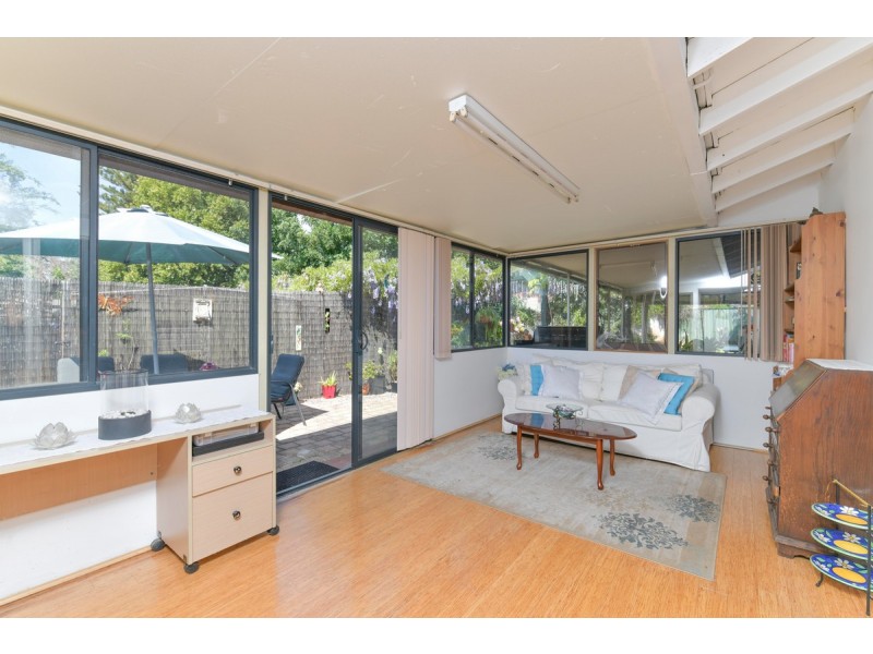 2A Northmoor Road, Eden Hill WA 6054