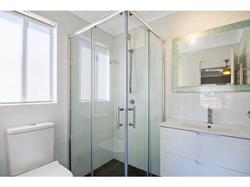 51 East Road, Hocking WA 6065