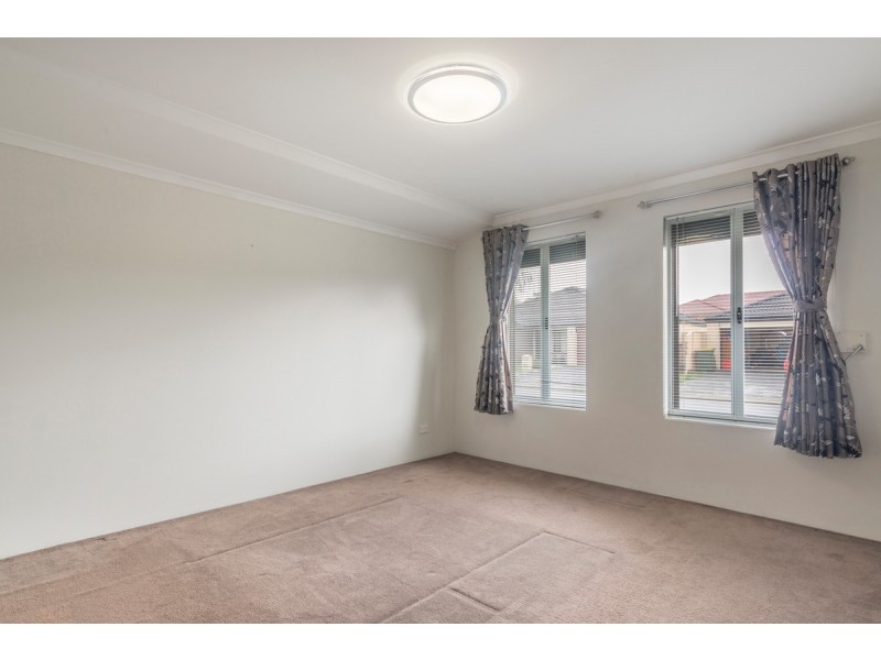 31 Keyham Street, Bertram WA 6167