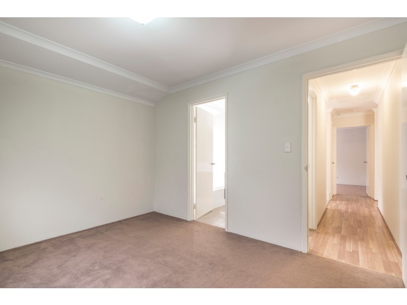 31 Keyham Street, Bertram WA 6167