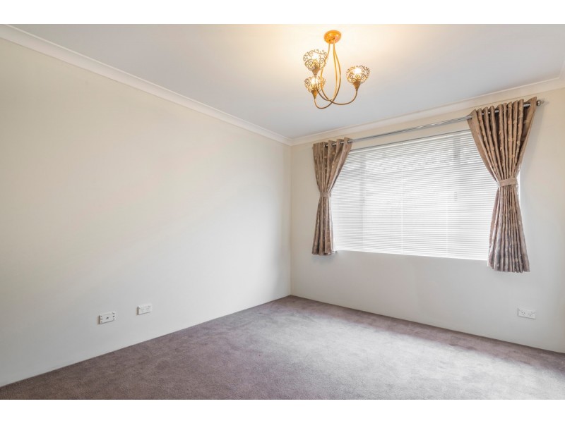 31 Keyham Street, Bertram WA 6167