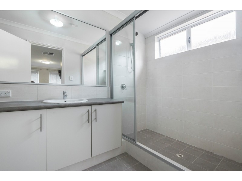 31 Keyham Street, Bertram WA 6167