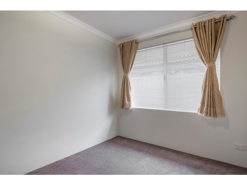 31 Keyham Street, Bertram WA 6167