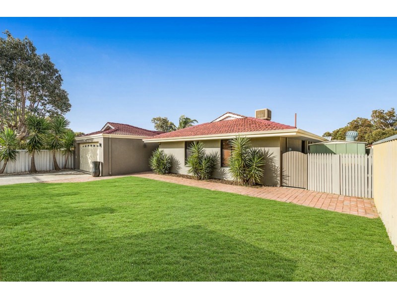 16 Goolema Place, Wanneroo WA 6065