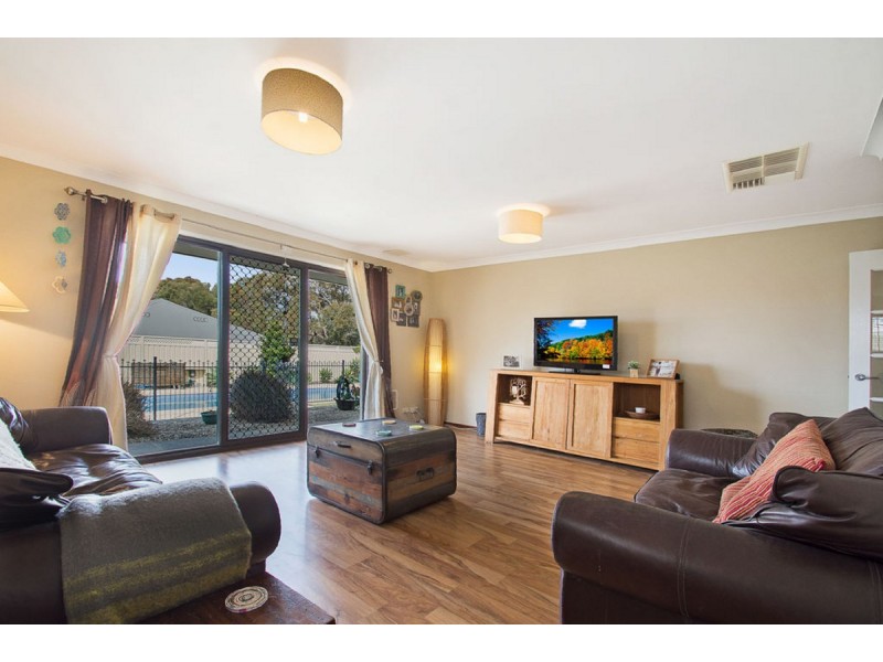 16 Goolema Place, Wanneroo WA 6065