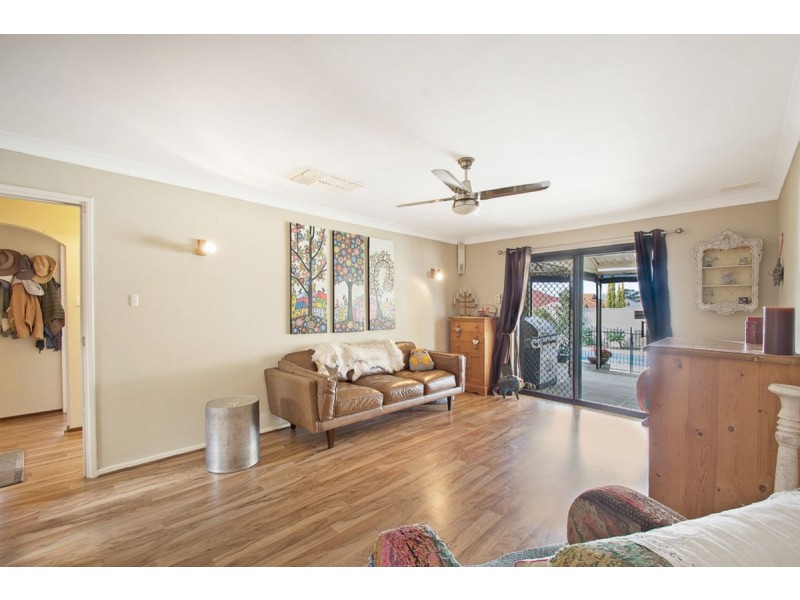 16 Goolema Place, Wanneroo WA 6065