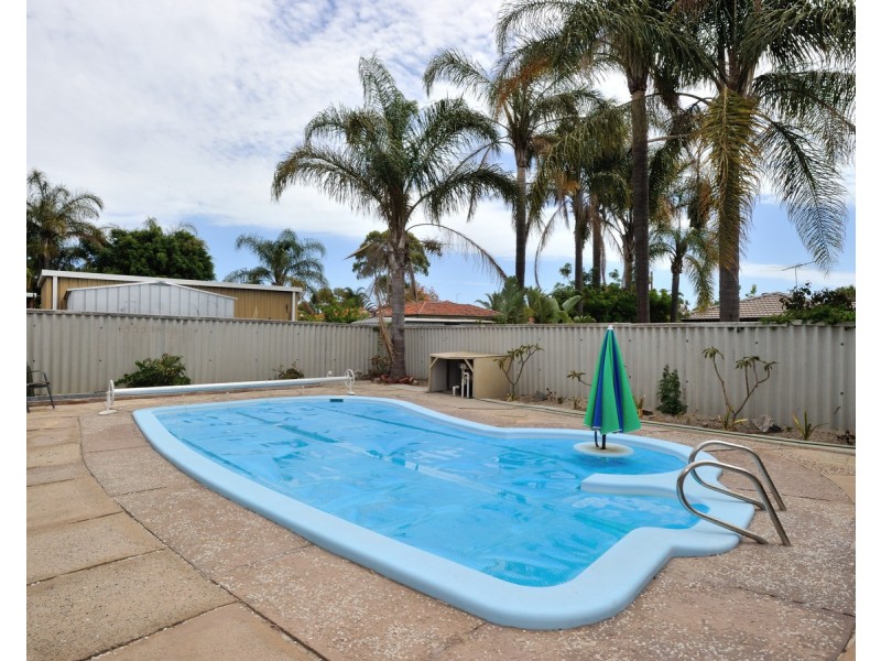 89 Sicklemore Road, Parmelia WA 6167